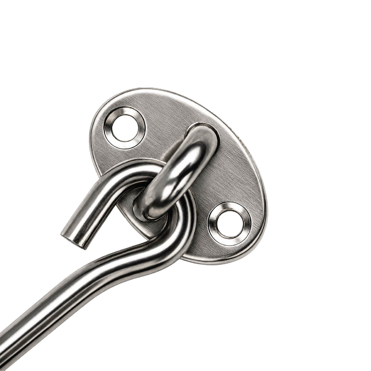 Close up of the DOMIRA chrome
hook and eye latch showing the solid
buckle for secure fastening