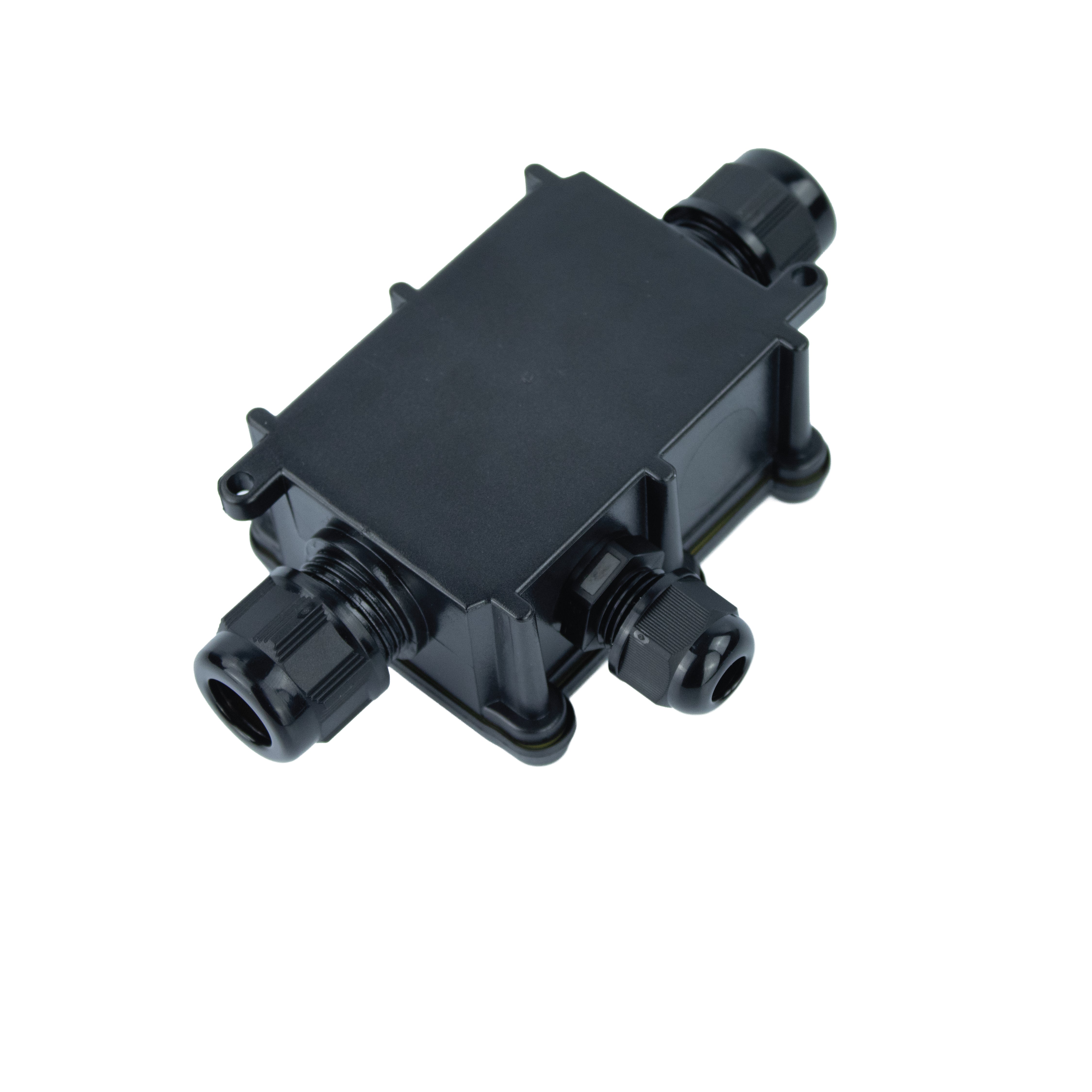 DOMIRA electric junction box for outdoor electrical connections and cable wiring, 3 way