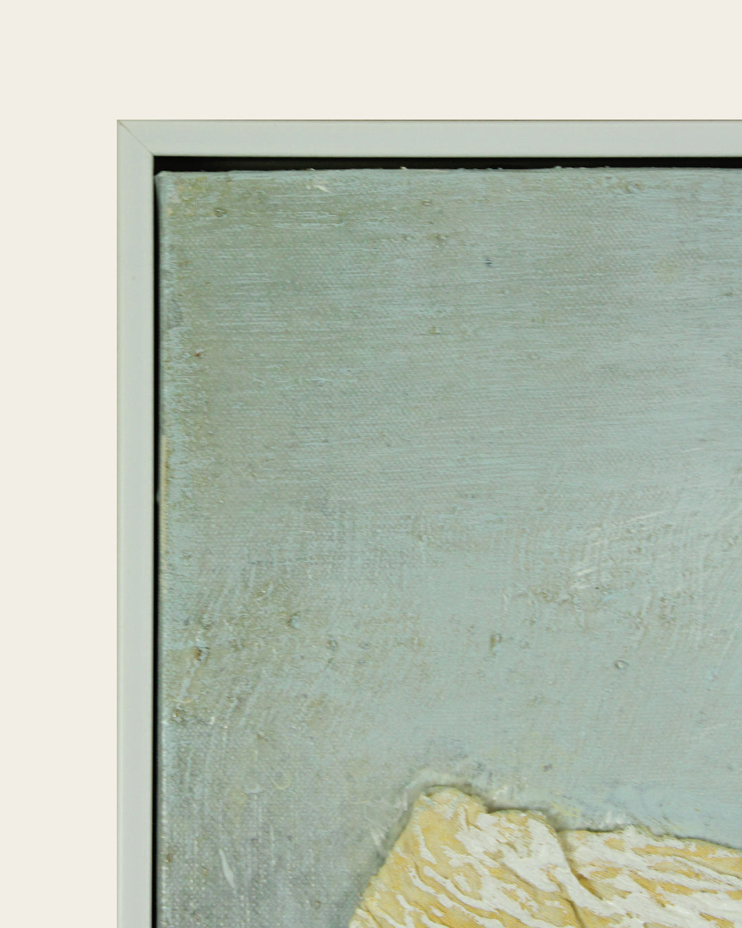 Sea Breeze white frame corner detail